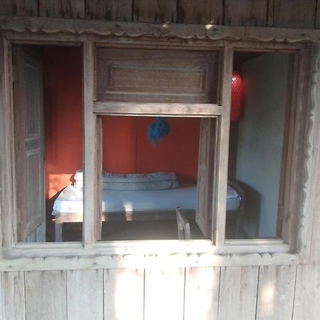 Shanta Ghar A Rustic Guesthouse Chitwan Exteriör bild