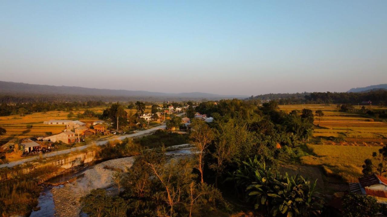 Shanta Ghar A Rustic Guesthouse Chitwan Exteriör bild