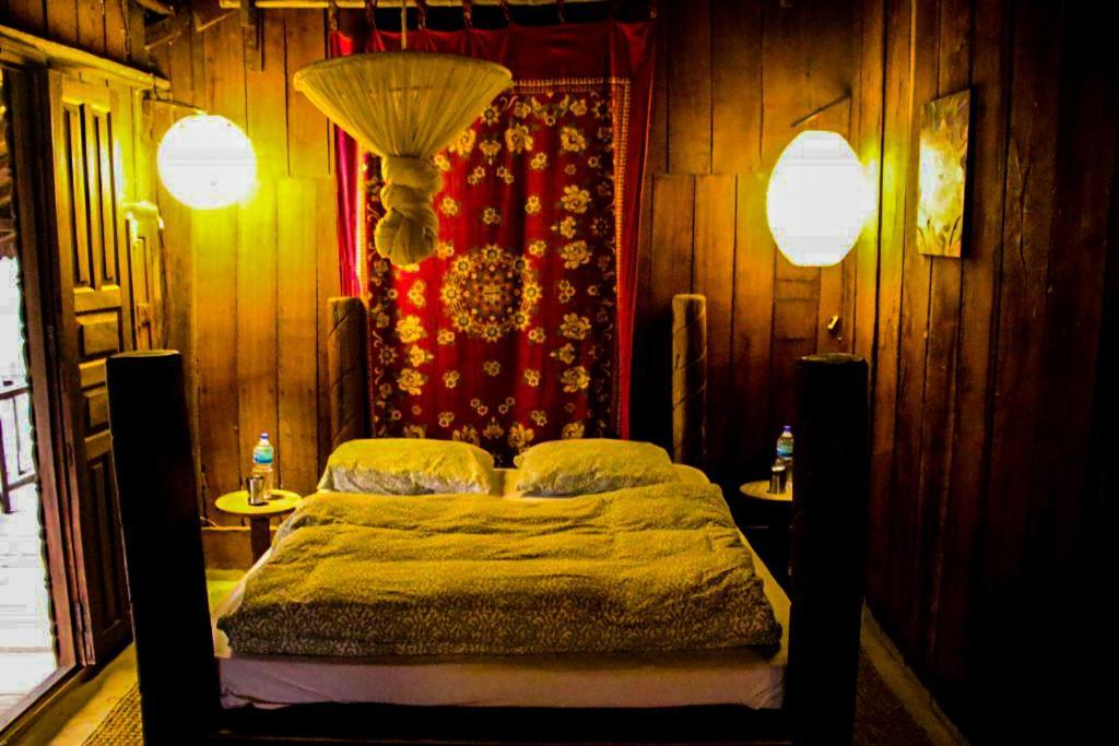 Shanta Ghar A Rustic Guesthouse Chitwan Exteriör bild