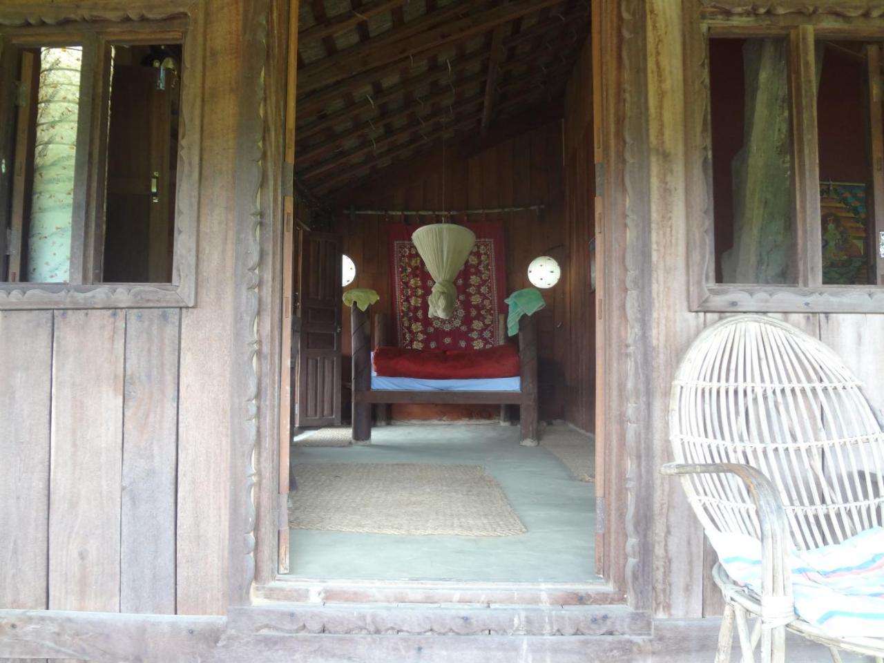 Shanta Ghar A Rustic Guesthouse Chitwan Exteriör bild